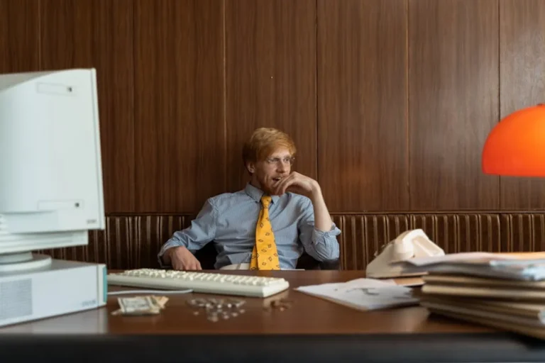 1980S Fashion: Best Ideas for office outfits