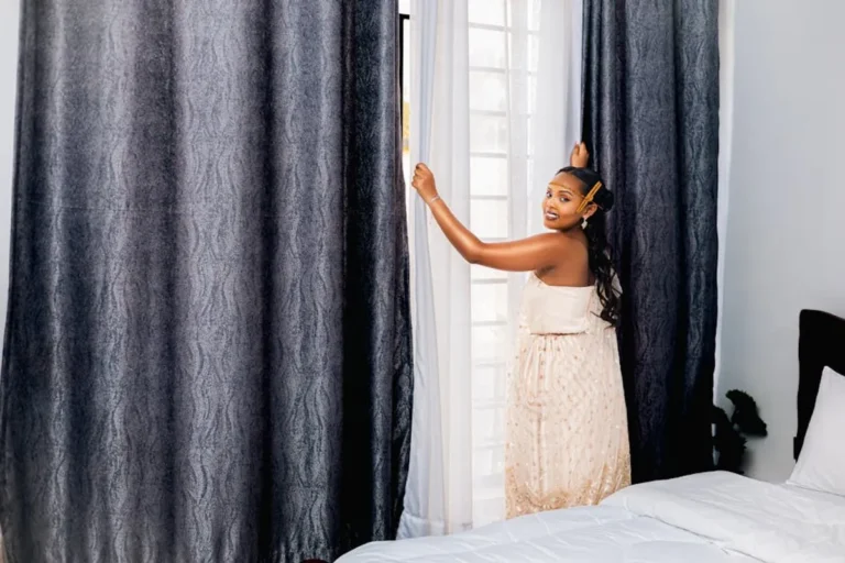 Beginner Guide to Curtain Bangs