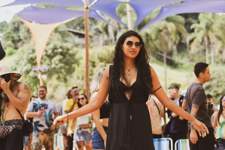 Best festival outfits for Different Face Shapes