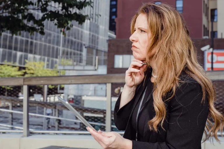 Karoline Leavitt Blazer Outfits: Professional Fashion Inspiration