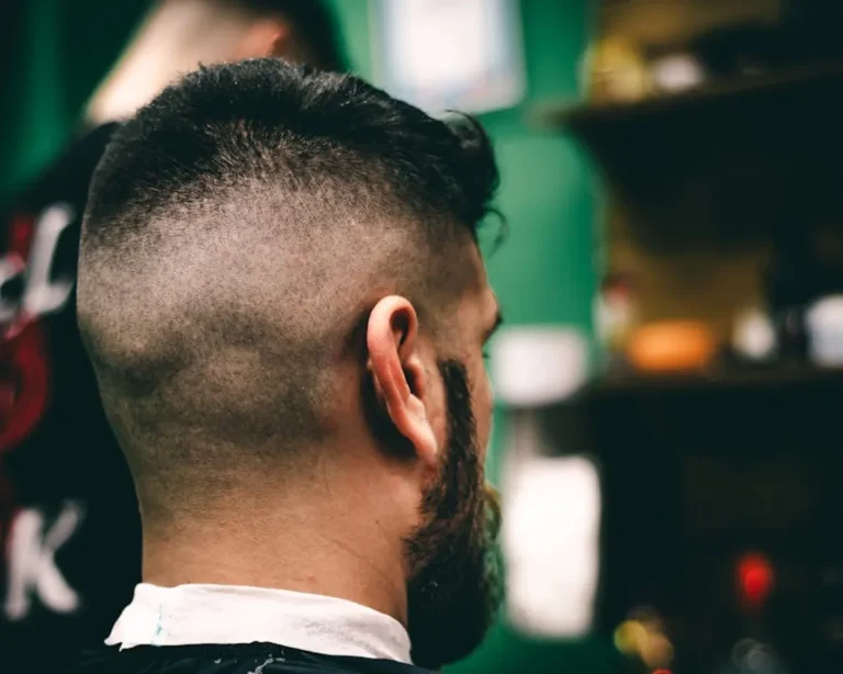 Short Haircuts: Best Ideas for busy professionals