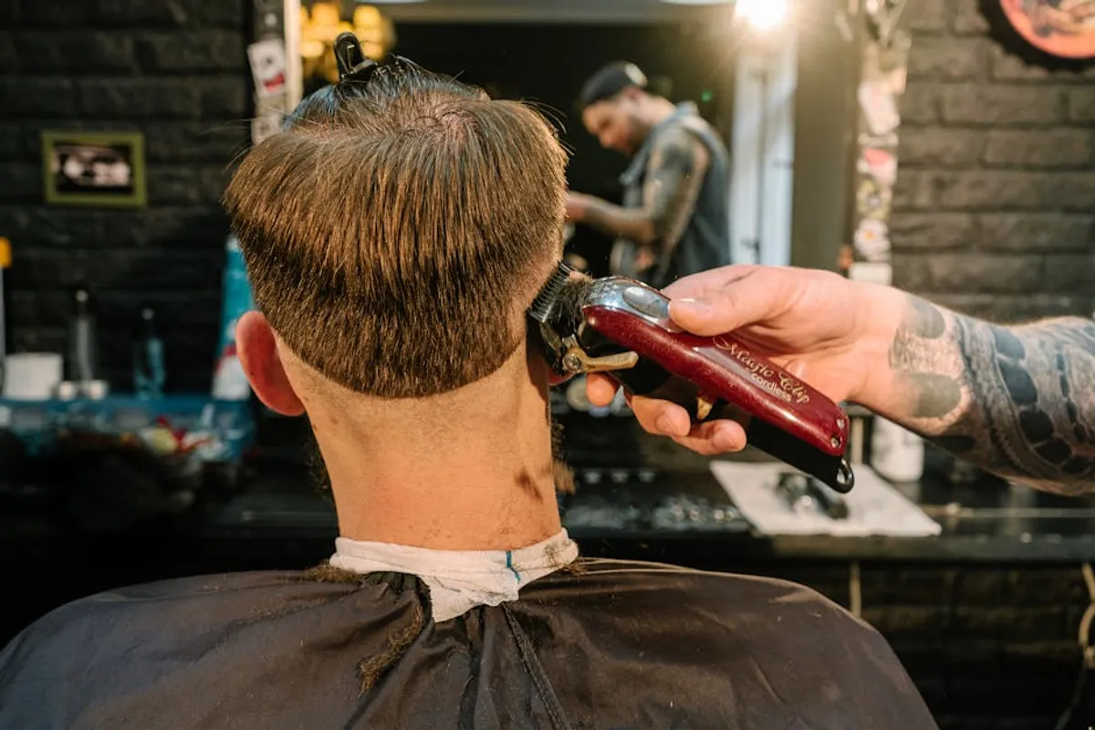 Short Haircuts: Best Ideas for wedding guests