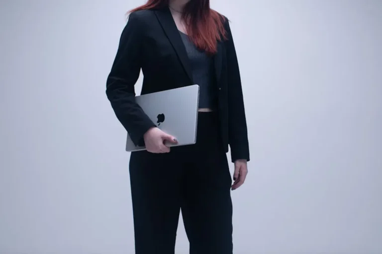 Y2K Outfit Inspo: Modern Ways to Wear the Trend